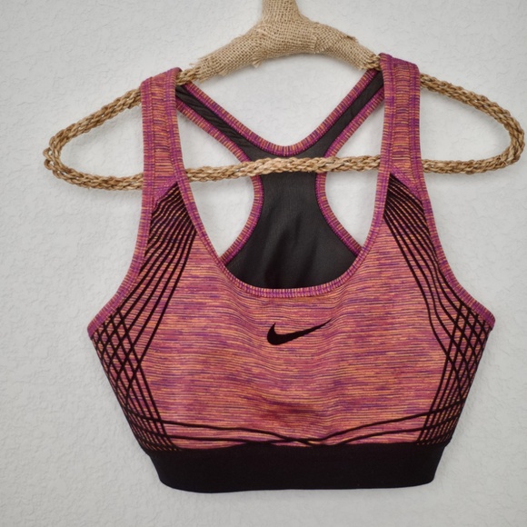 Nike Women's Dri-Fit Mesh Back Sports Bra - Medium - Picture 1 of 10